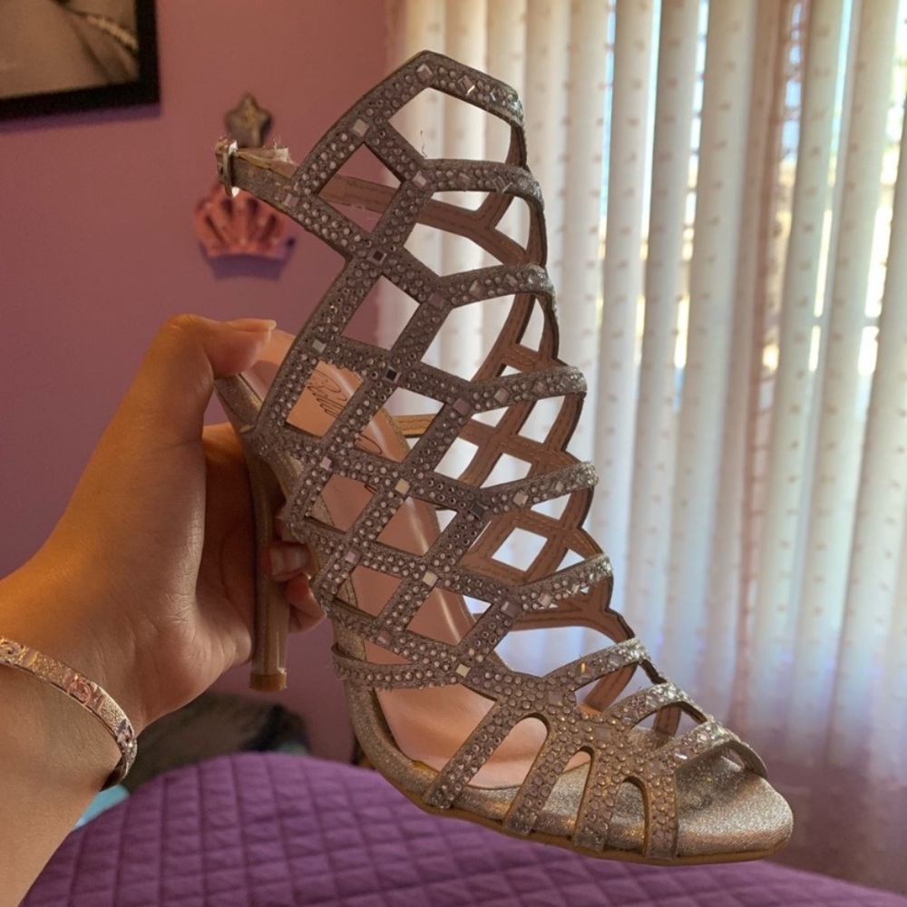 Rhinestone Heel 🥰